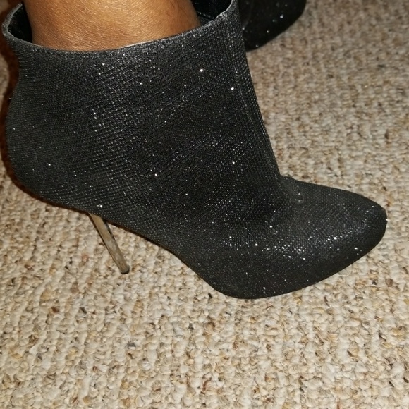 Booties - Picture 4 of 4